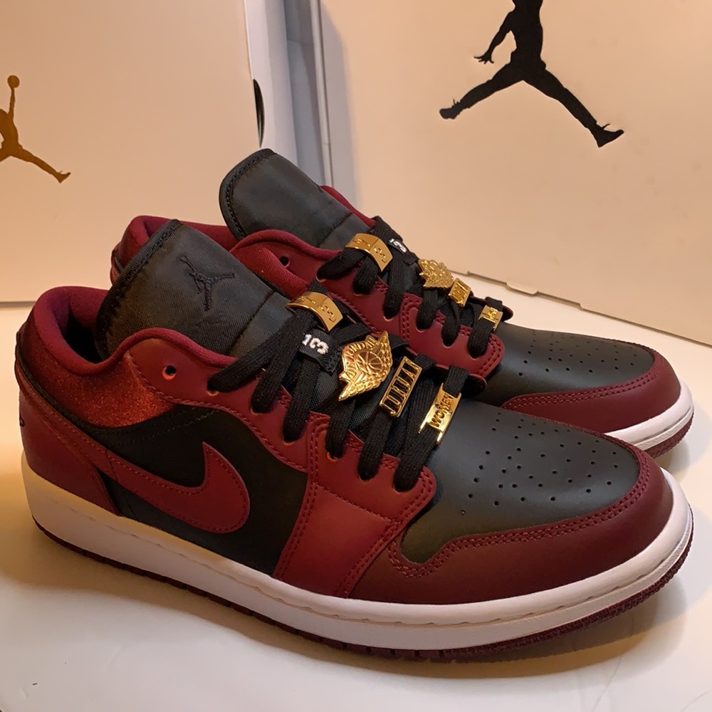 *SOLD* Air Jordan 1 Low Special Edition - Picture 6 of 14